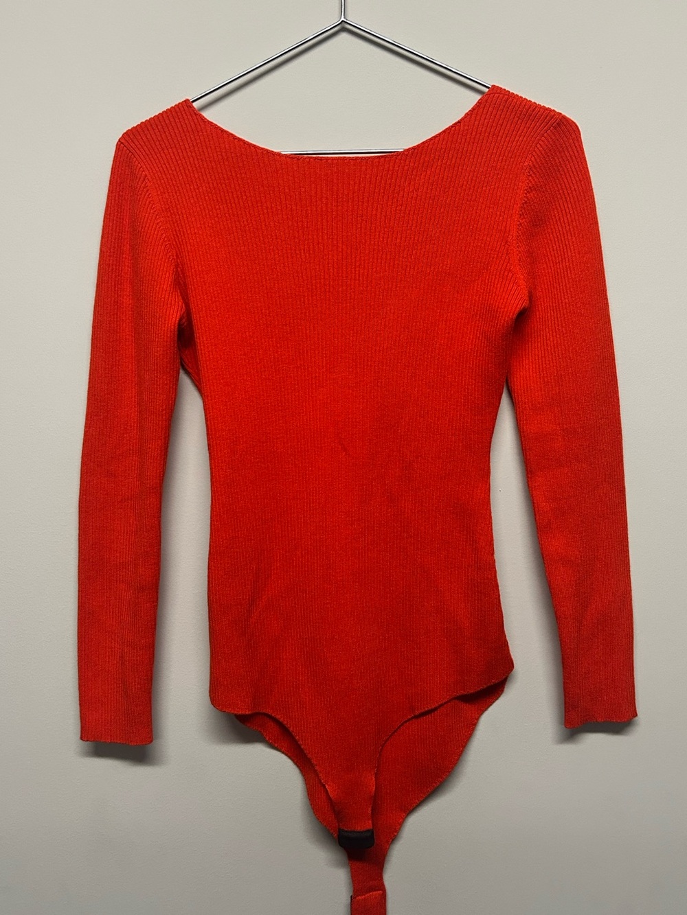 Sézane Adele Open Back Rib Knit Bodysuit Sweater Large Poppy Red NWOT